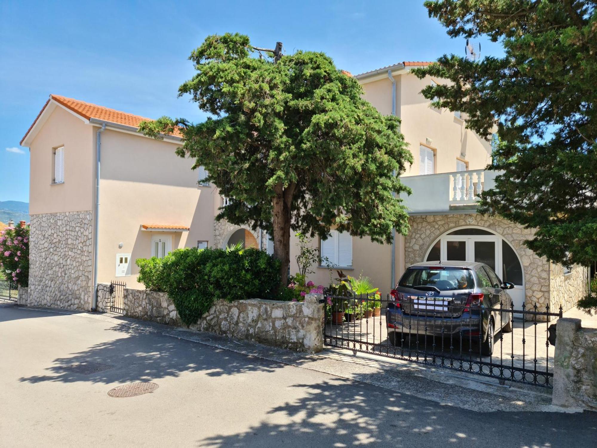 Apartments Mihalic Šilo Exterior foto